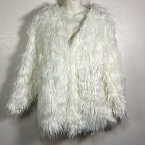 Lanshifei White faux fur coat sz 14-16